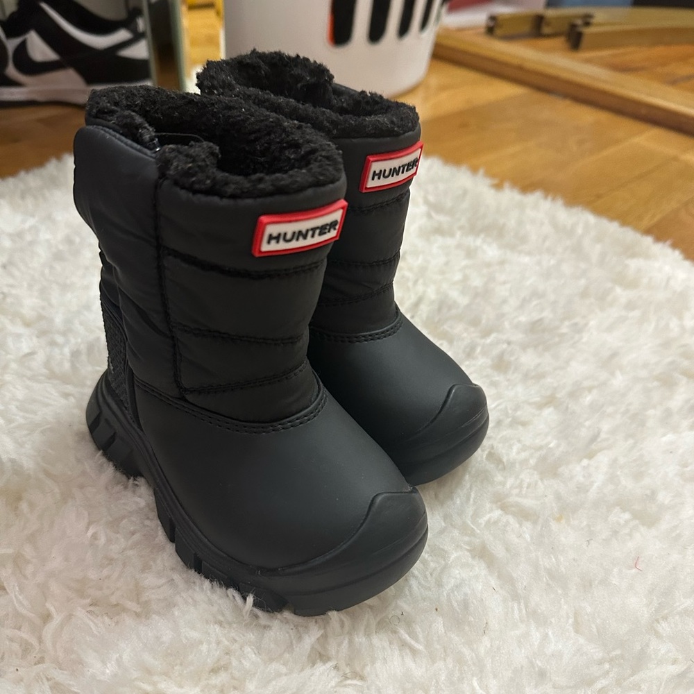 Hunter boots toddler size 5C